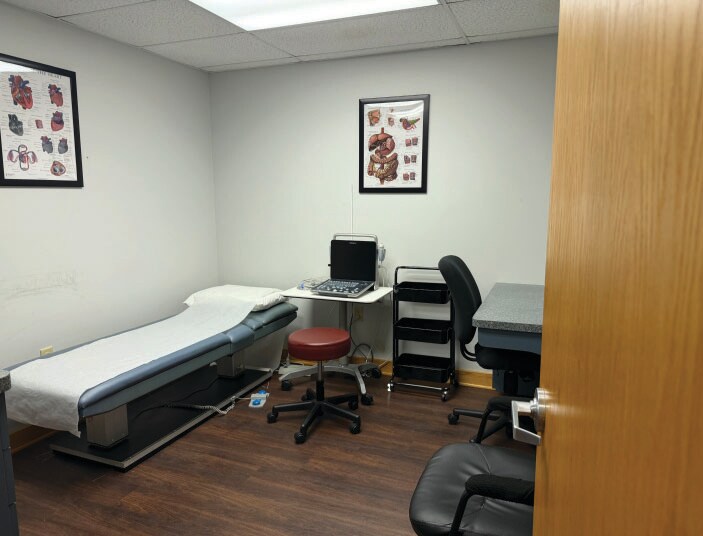 More Photos Of 1515 S Green Bay Rd, Racine Medical For Sale
