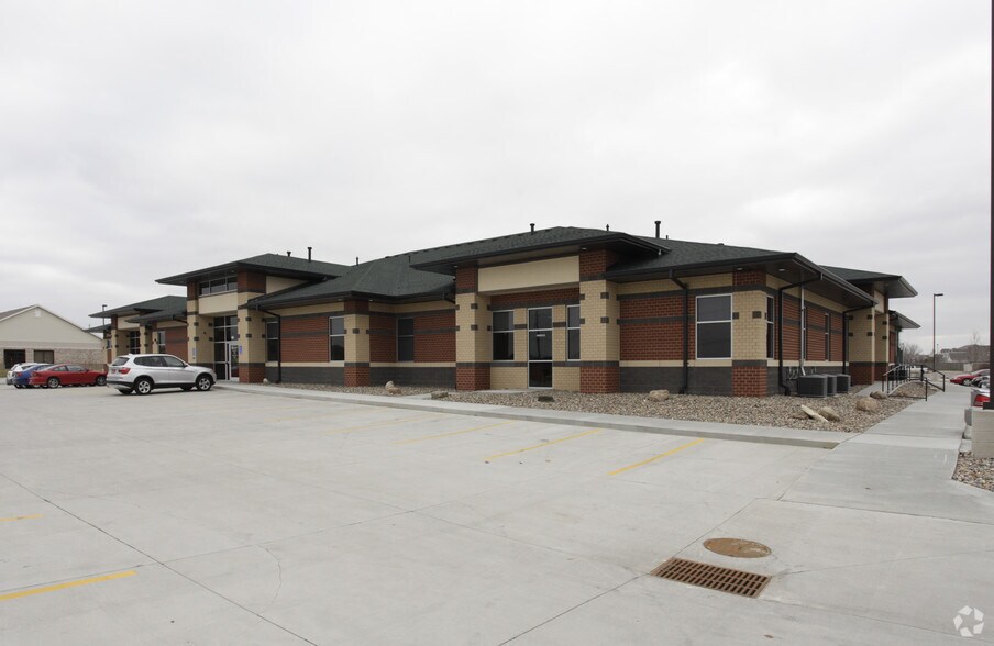 More Photos Of 40-64 E Hickman Rd, Waukee Medical For Sale