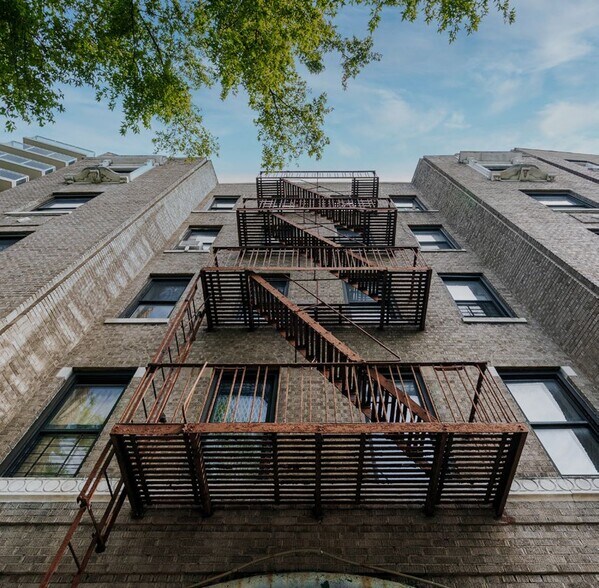 More Photos Of 1692 Grand Concourse, Bronx Apartments For Sale
