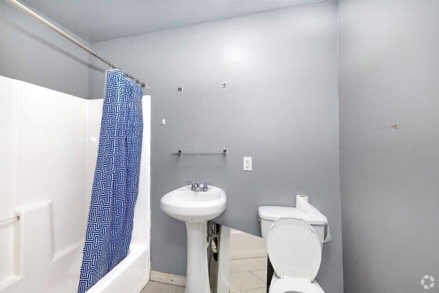 More Photos Of 40 Court St, Binghamton Apartments For Sale