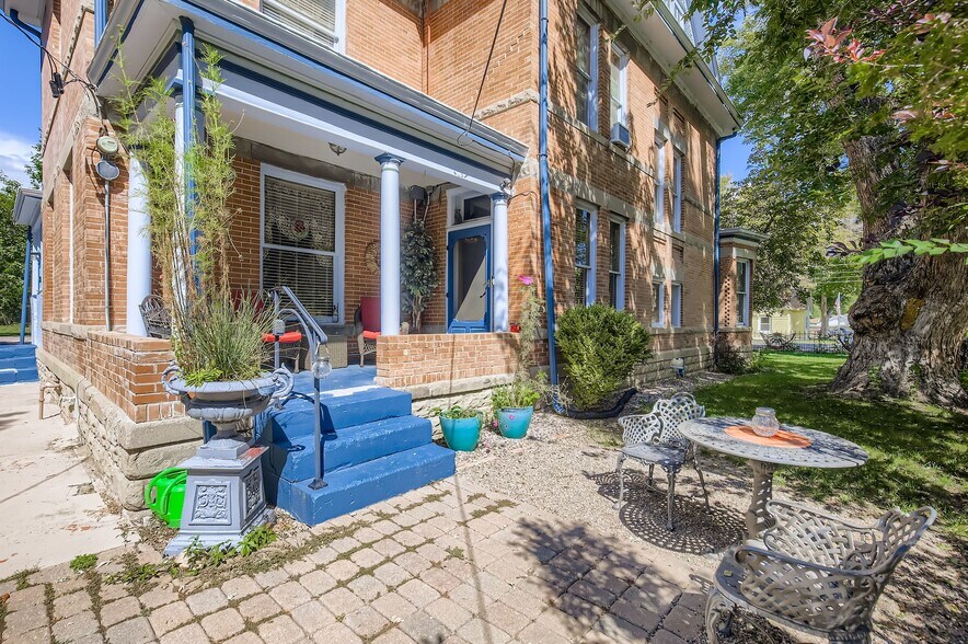 More Photos Of 1305 W 3rd St, Florence Hotel For Sale