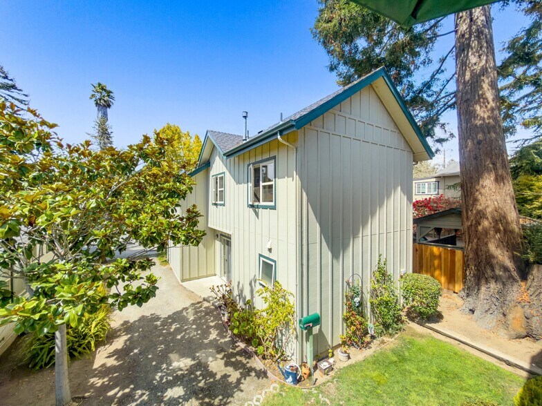 More Photos Of 518 Capitola Ave, Capitola Multifamily For Sale