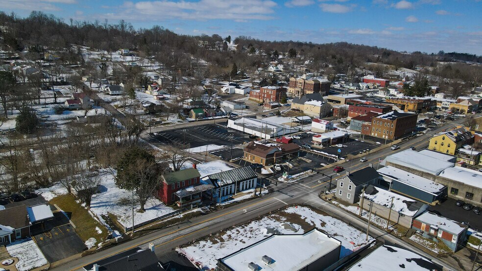 More Photos Of 201 S Main St, Greensburg Post Office For Sale