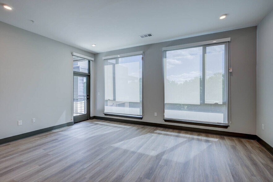 More Photos Of 352 S Walker St, Cary Apartments For Lease