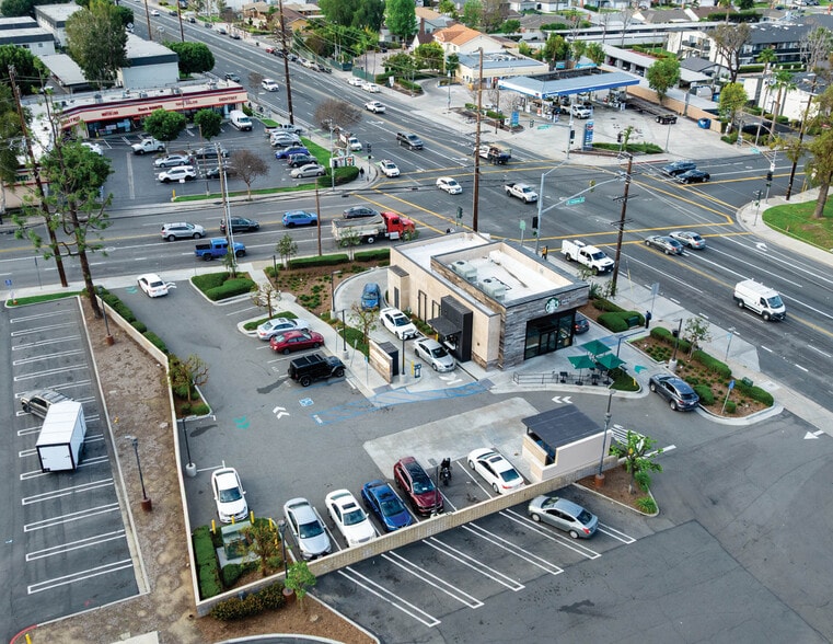 More Photos Of 2701 N Grand Ave, Santa Ana Storefront For Sale