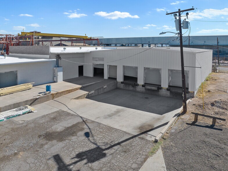 More Photos Of 2125 W Jackson St, Phoenix Warehouse For Sale