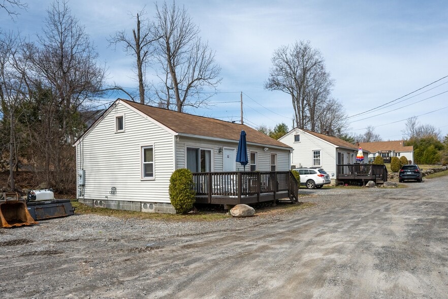 More Photos Of , Brookfield Unknown For Sale