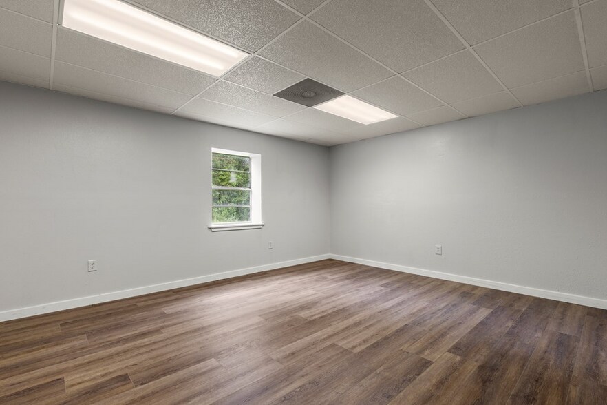 More Photos Of 2769 FM 1475, Lufkin Specialty For Sale