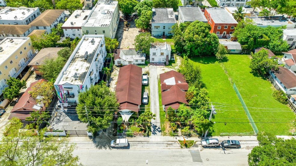 More Photos Of 956-964 SW 3rd st, Miami Multifamily For Sale