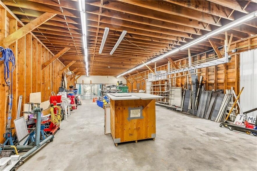 More Photos Of 435 Sala Ave, Westwego Freestanding For Sale