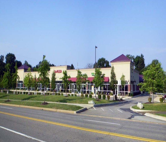 More Photos Of 900 Commonwealth Dr, Cranberry Township Freestanding For Lease