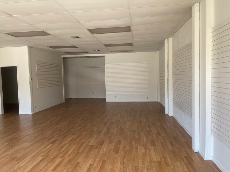 More Photos Of 3330 Colorado Blvd, Pasadena Storefront For Sale