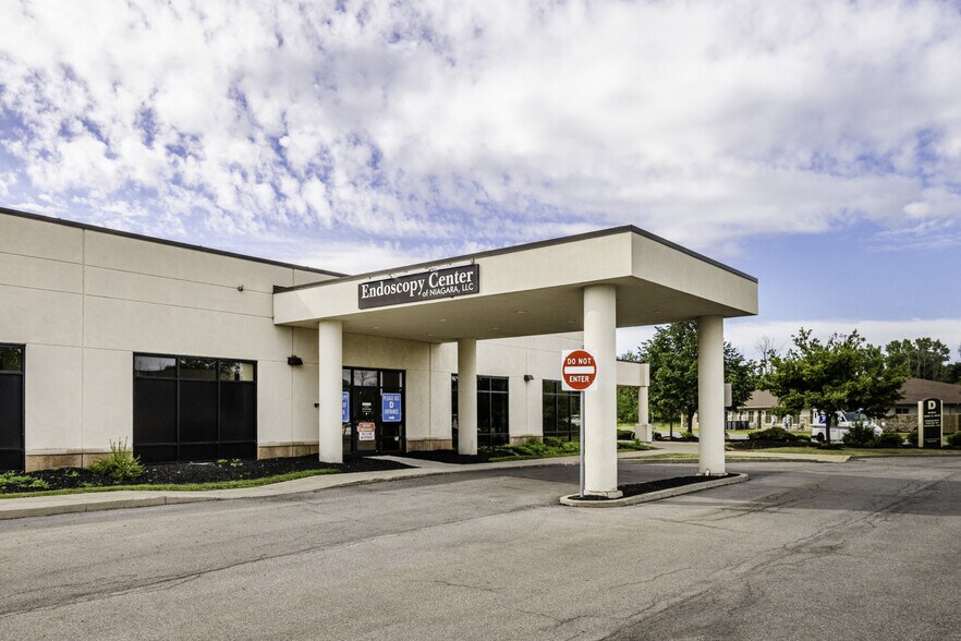 More Photos Of 6930 Williams Rd, Niagara Falls Unknown For Lease