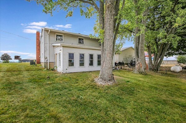 More Photos Of 3612 W Bloomington Rd, Champaign Truck Terminal For Sale
