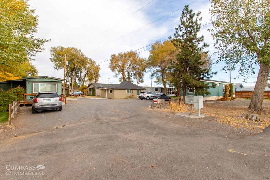 More Photos Of 215 NW Canal Blvd, Redmond Manufactured Housing Mobile Home Park For Sale