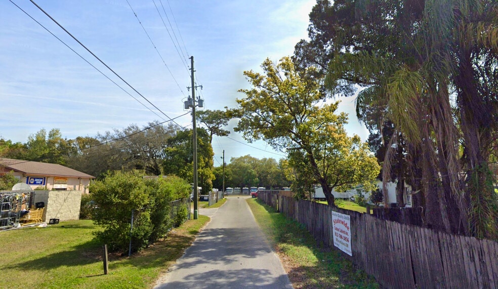 More Photos Of , Zephyrhills Unknown For Sale