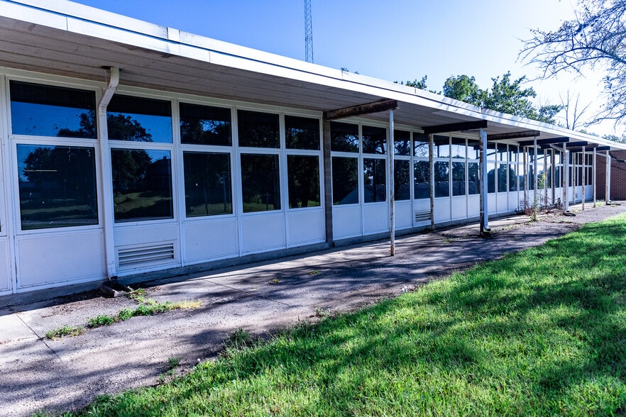 More Photos Of 3500 W National Rd, Springfield Schools For Sale