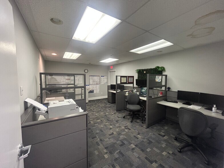 More Photos Of 900 Route 168, Turnersville Medical For Sale