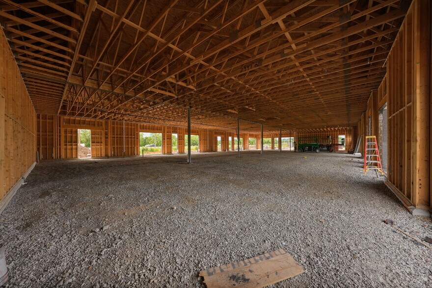 More Photos Of Crescent Pl @ Hamilton Rd & Tech Center Dr, Gahanna Restaurant For Lease
