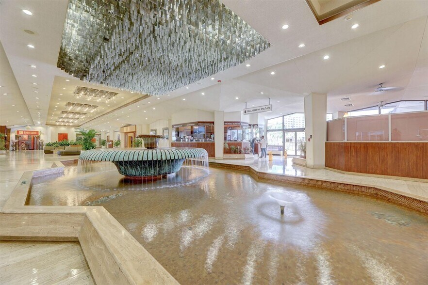 More Photos Of 825 Brickell Bay Dr, Miami Apartments For Lease