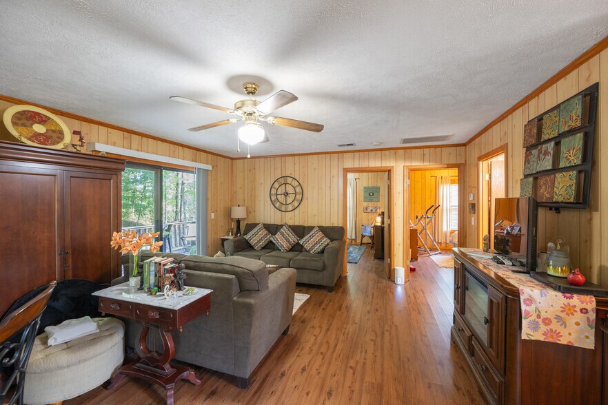 More Photos Of 115 Chalet Ln, Henderson Apartments For Sale