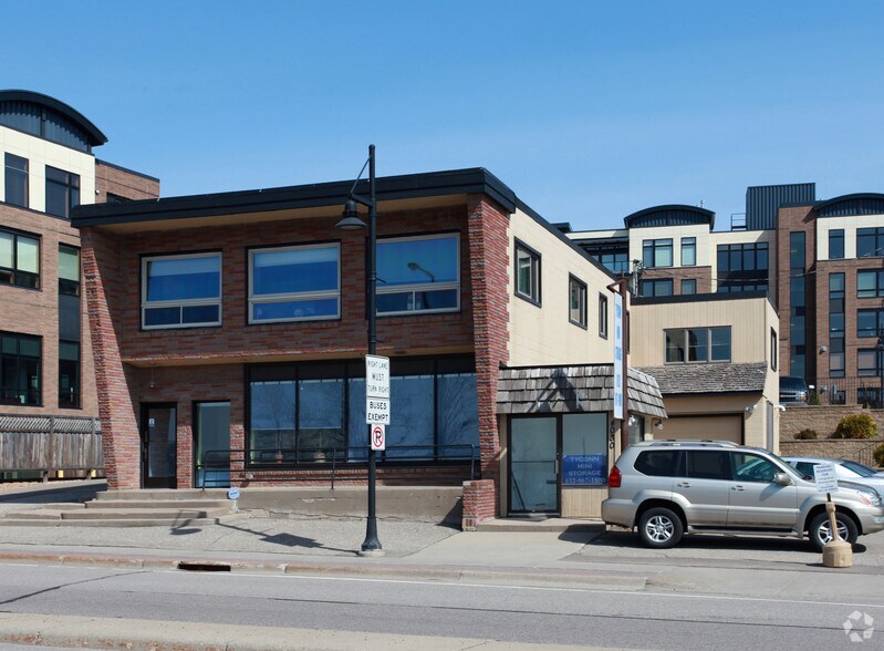 More Photos Of 4030-4032 Shoreline Dr, Spring Park Storefront Retail Office For Lease