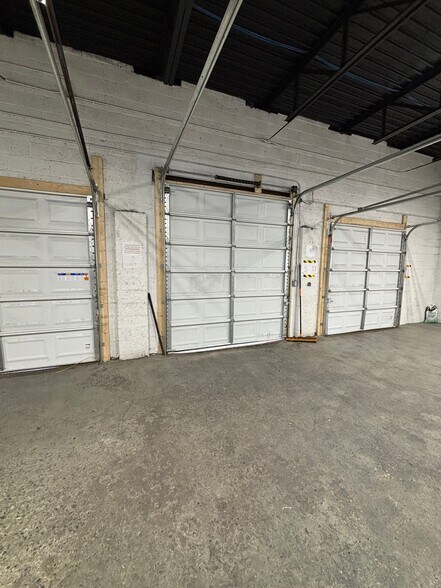 More Photos Of 1770-1810 Lemoyne Ave, Syracuse Warehouse For Sale