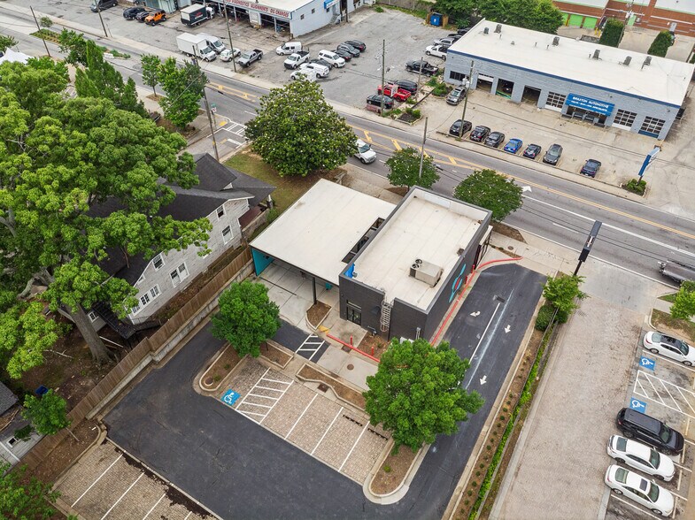 More Photos Of 1605 Howell Mill Rd NW, Atlanta Storefront Retail Office For Sale