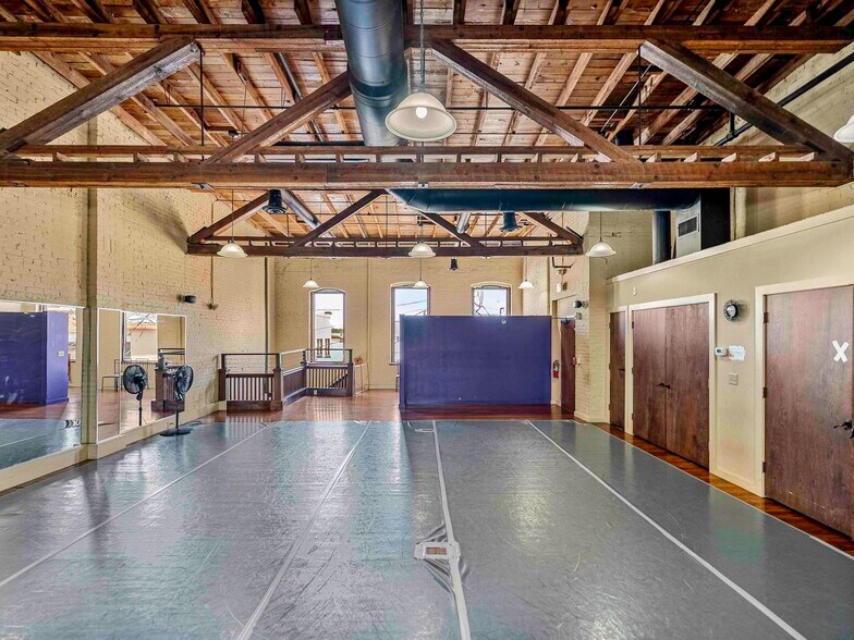 More Photos Of 247 E Stuart Ave, Lake Wales Storefront For Lease