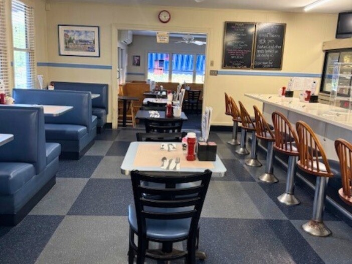 More Photos Of 2265 Post Rd, Wells Restaurant For Sale