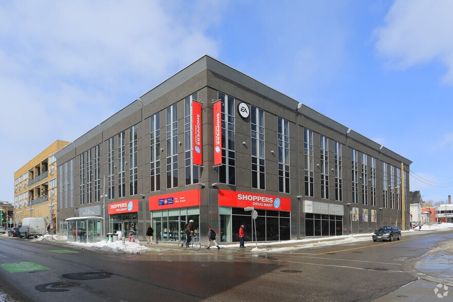 Primary Photo Of 260 King St W, Kitchener Office For Lease