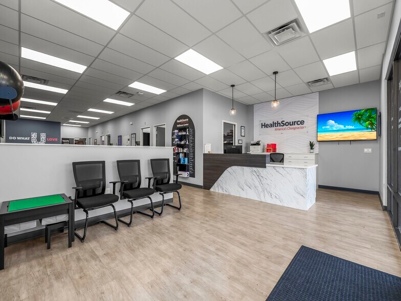 More Photos Of 2255 N University Pky, Provo General Retail For Lease