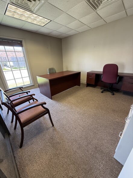 More Photos Of 8796 Greenwell Springs Rd, Baton Rouge General Retail For Sale