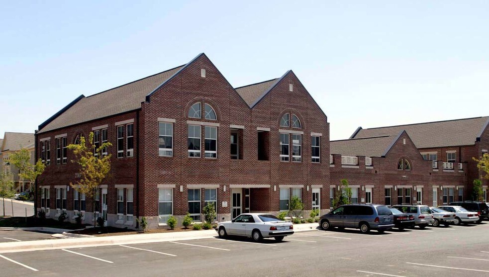 More Photos Of 21165 Whitfield Pl, Sterling Medical For Lease