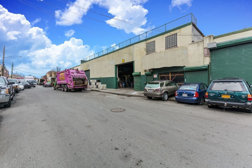 More Photos Of 1321 Oak Point Ave, Bronx Manufacturing For Sale