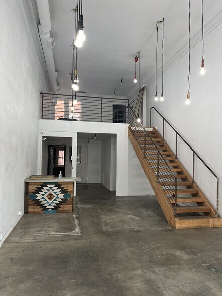 More Photos Of 126-128 S La Brea Ave, Los Angeles Storefront Retail Office For Lease
