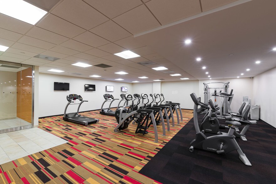 More Photos Of 6330 West Loop S, Bellaire Office For Lease