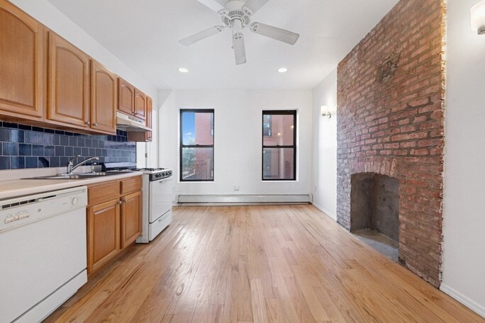 More Photos Of 234 Atlantic Ave, Brooklyn Storefront Retail Residential For Sale