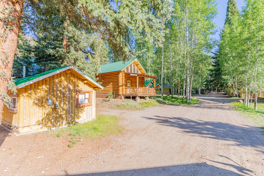 More Photos Of 860 County Road 142, Lake City Hotel For Sale