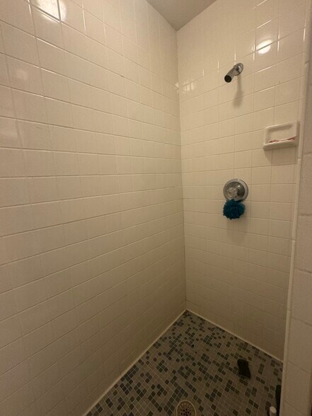 More Photos Of 6399 Haines Rd, Saint Petersburg Freestanding For Lease