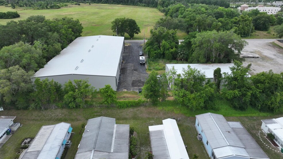 More Photos Of 420-430 Clay Drain Rd, Wildwood Warehouse For Lease