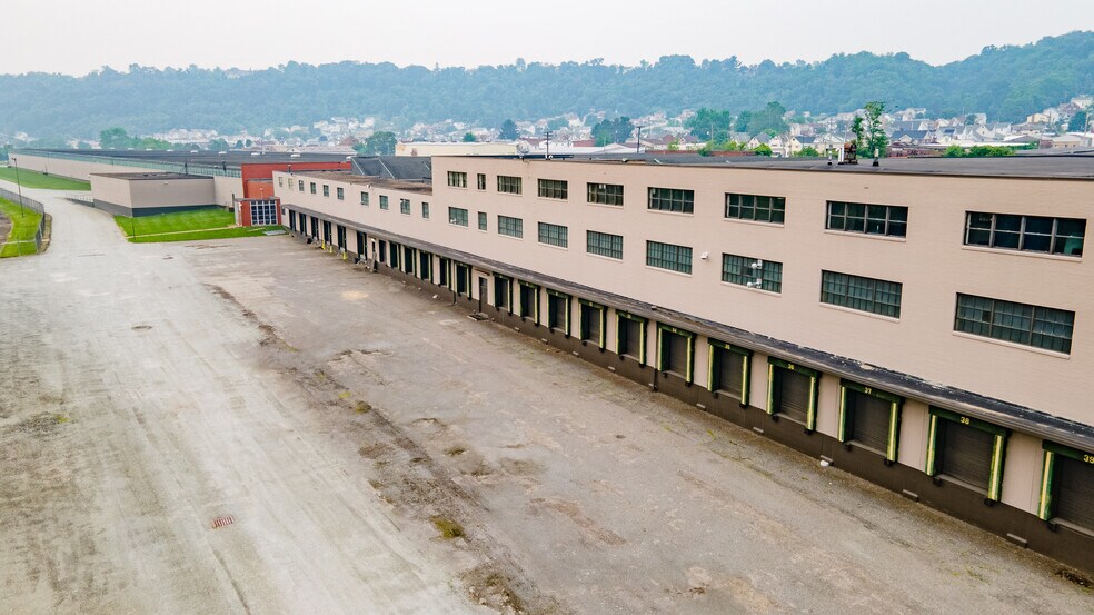 More Photos Of 200 28th St, Mckeesport Warehouse For Lease
