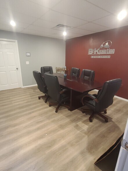 More Photos Of 5669-5681 70th Ave N, Pinellas Park Warehouse For Lease