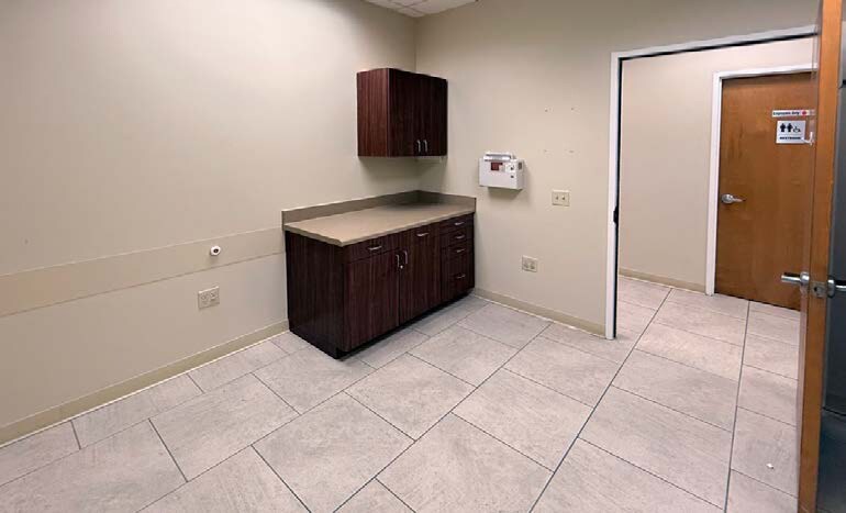 More Photos Of 2301-2335 SW Military Dr, San Antonio Unknown For Lease