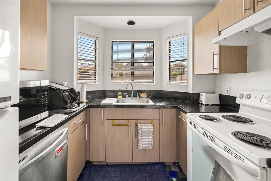 More Photos Of 6516 Del Playa Dr, Isla Vista Apartments For Sale