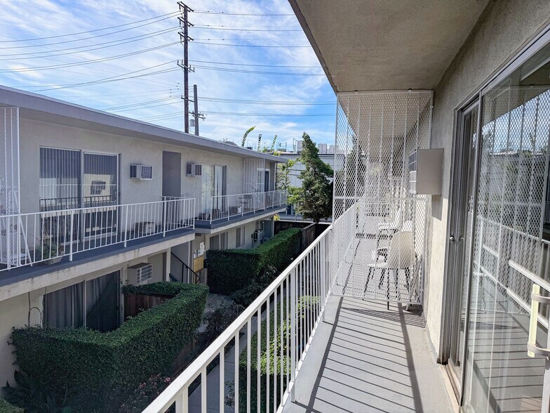 More Photos Of , Los Angeles Multifamily For Sale