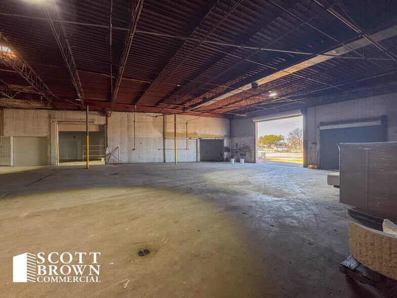 More Photos Of 3121 National Cir, Garland Distribution For Sale