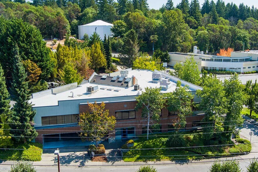 More Photos Of 2600-2602 Cherry Ave, Bremerton Medical For Sale