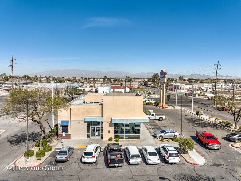 More Photos Of 2865 E Charleston Blvd, Las Vegas General Retail For Sale