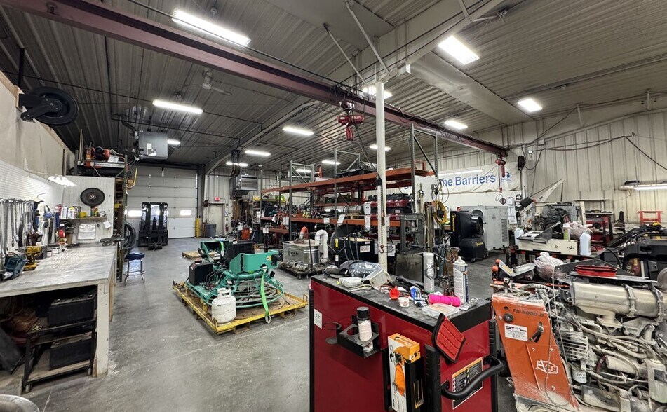 More Photos Of 3480 Jackson St, Oshkosh Warehouse For Sale